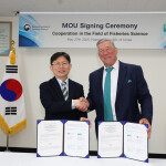 NIFS President Choi Yong-Seok and ASC CEO Chris Ninnes
