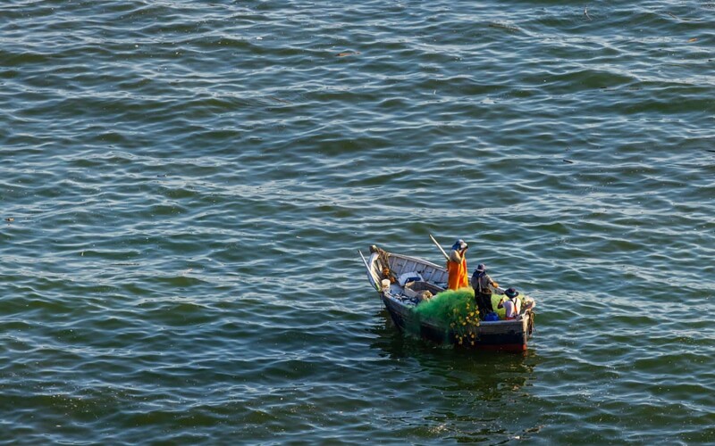 Peruvian fishermen off the coast of Lima