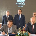 Tejedor and SCAC representatives signing the MoU