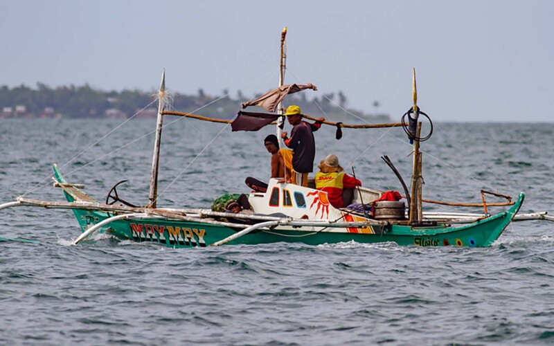 Small-scale Philippine fishermen