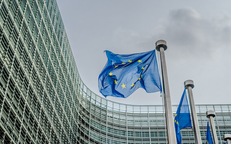 E.U. flags outside of the European Commission building