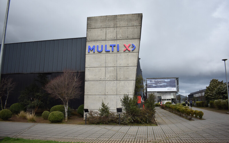 A Multi X office building in Chile
