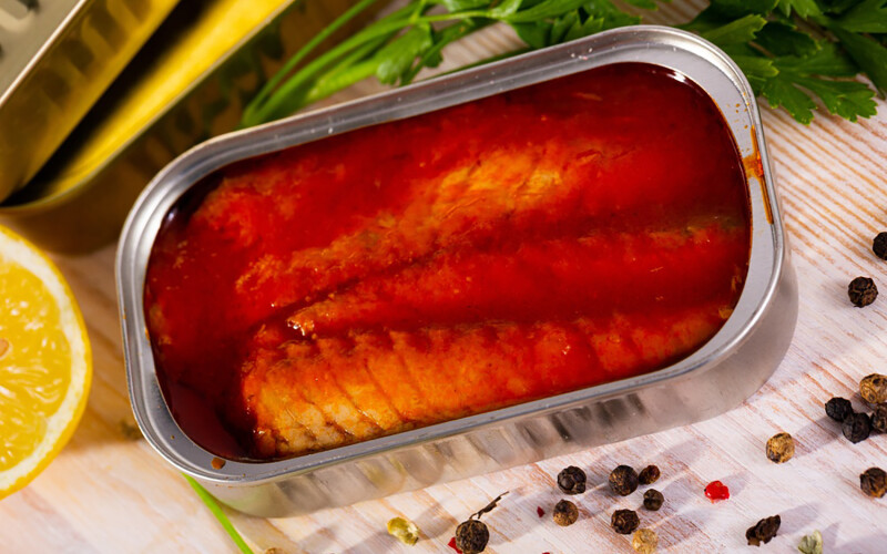 Canned mackerel in tomato sauce