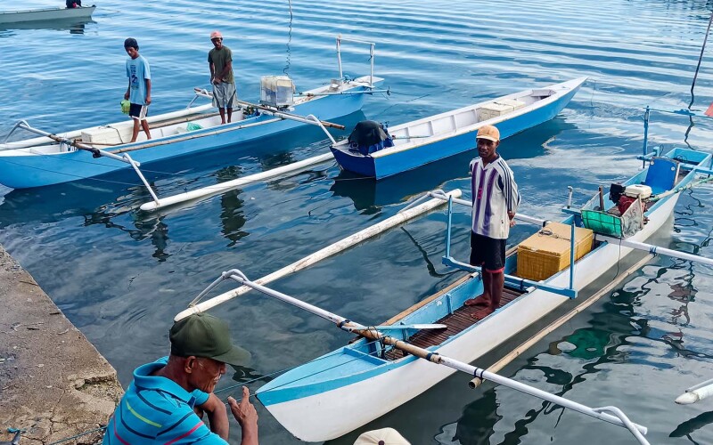 A group of fishers in Indonesia