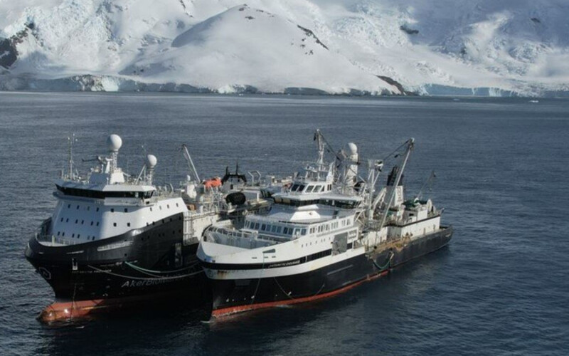 A pair of Aker vessels in the Antarctic