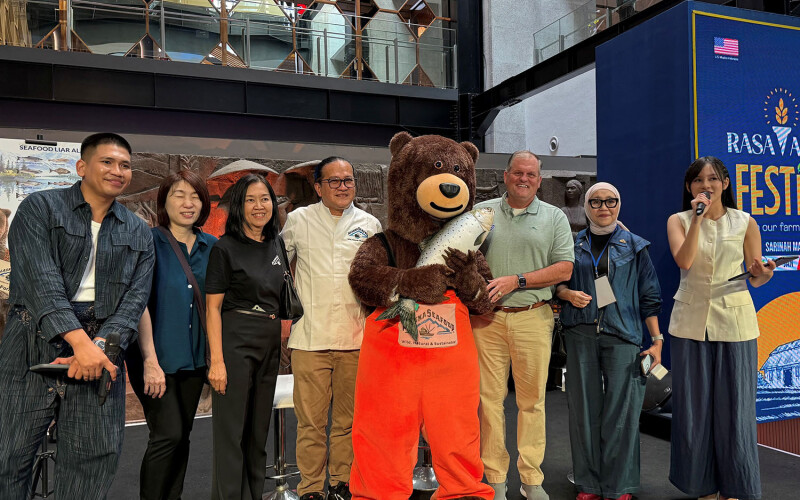 Members of GAPP's board and members of the USDA in Indonesia on a trade mission