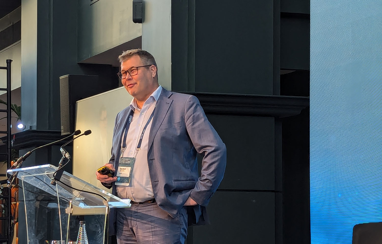 Kontali Chief Analyst Ragnar Nystoyl on stage at the Responsible Seafood Summit.