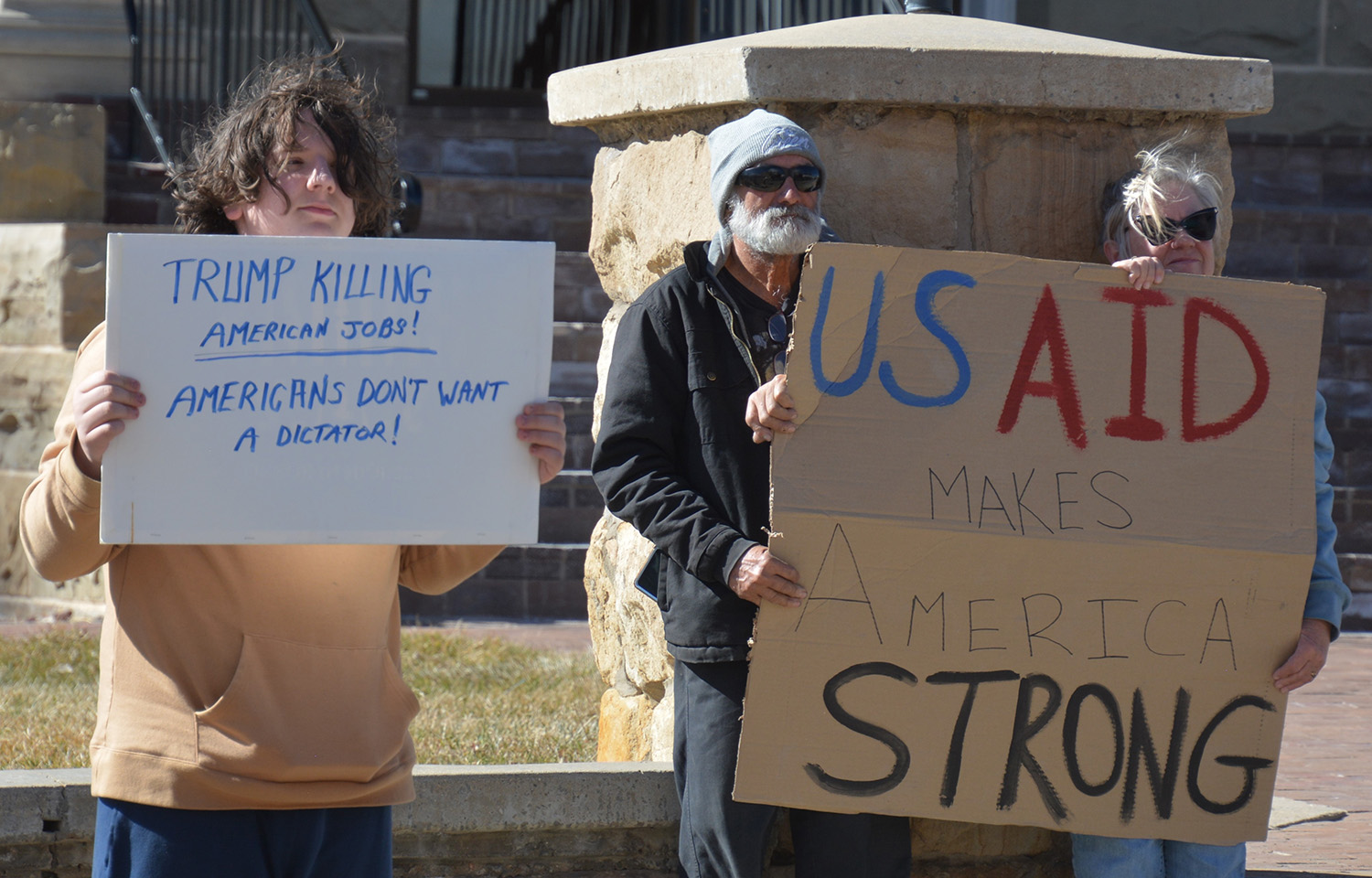 USAID protestors