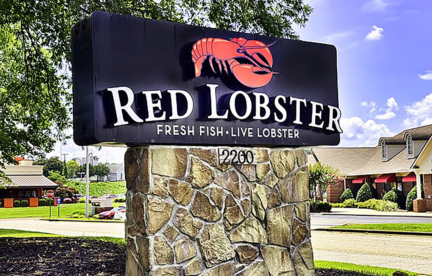 A Red Lobster sign