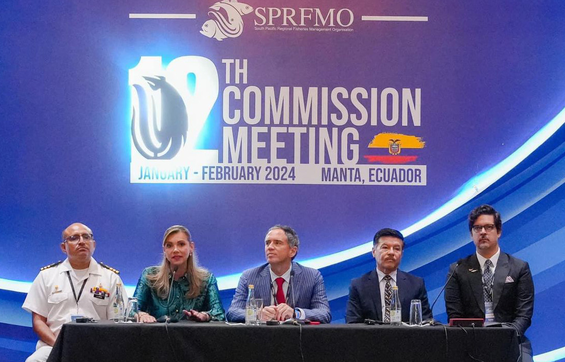 A photo of the panel at the latest SPRFMO meeting.
