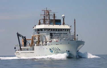 The NOAA research vessel Henry B. Bigelow.
