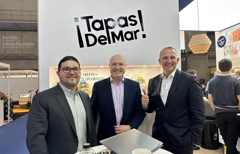 Grupo Profand Director of Global Integrated Sales Gonzalo Campos, U.K. Director Geoff Cormack, and European Retail Commercial Director Robert Kułtoniak at the 2024 Seafood Expo Global