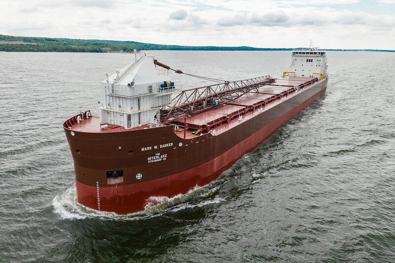 bulk freight carriers