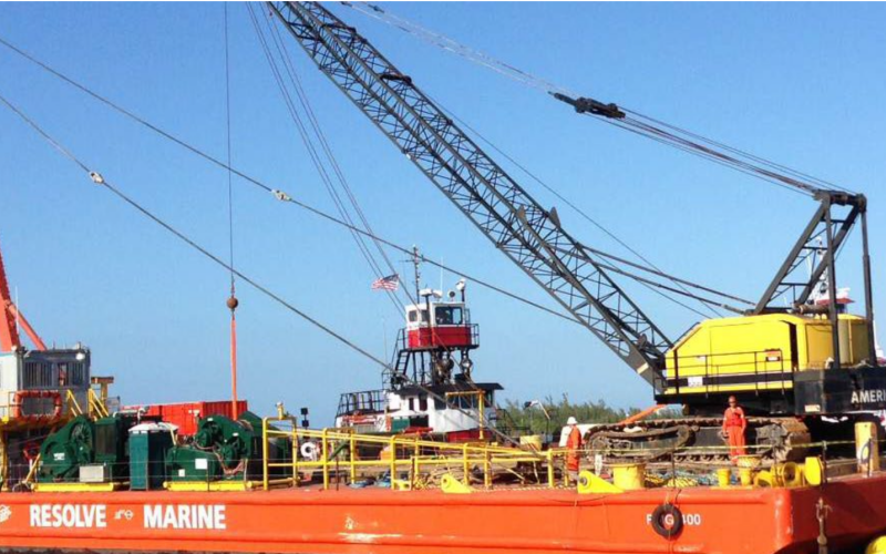 Resolve lift ship to recover catamaran from reef in Puerto Rico